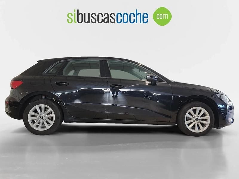 Usado Audi A3 110 CV (80 kW) 2023 Negro Berlina