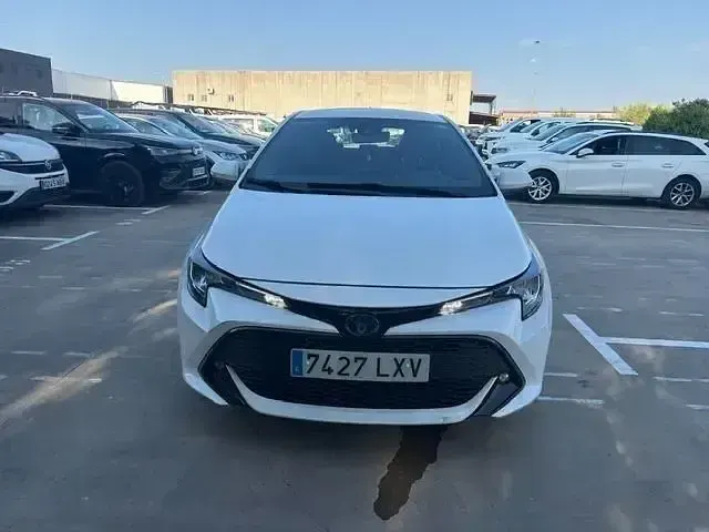 Usado Toyota Corolla Active 122 CV (89 kW) 2022 Blanco Utilitario