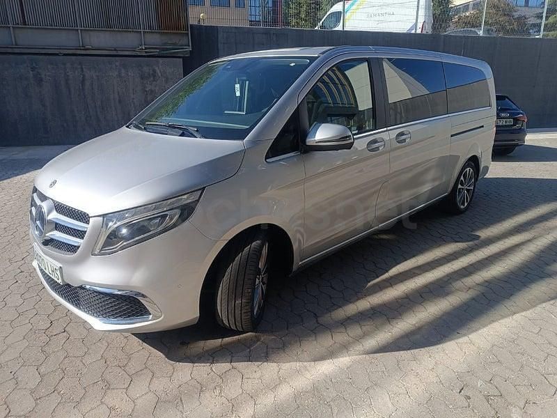 Usado Mercedes V220 Avantgarde 163 CV (119 kW) 2020 Gris / plata Monovolumen