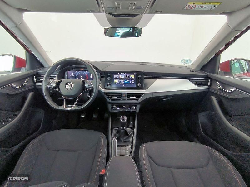 Usado Skoda Kamiq Ambition 110 CV (80 kW) 2023 Rojo SUV