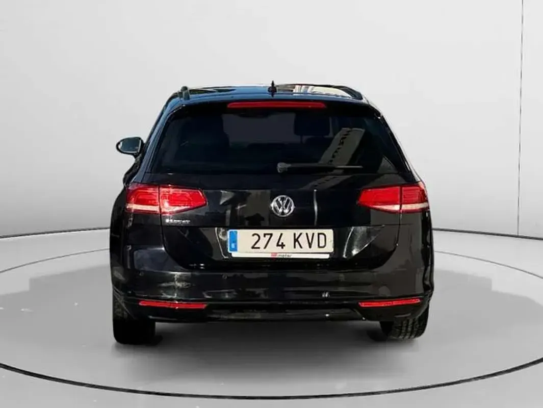 Usado VW Passat Advance 151 CV (111 kW) 2019 Negro Familiar