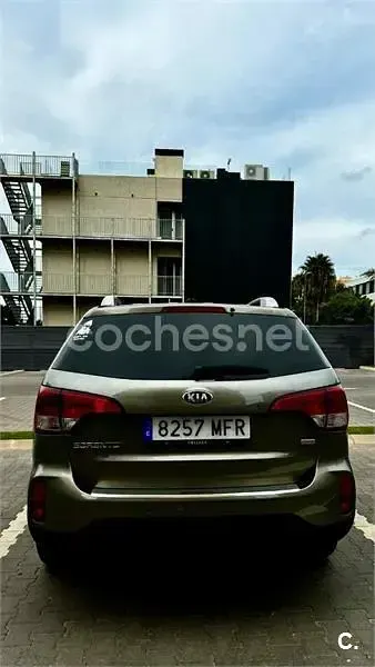 Usado Kia Sorento 200 CV (147 kW) 2014 Gris / plata SUV