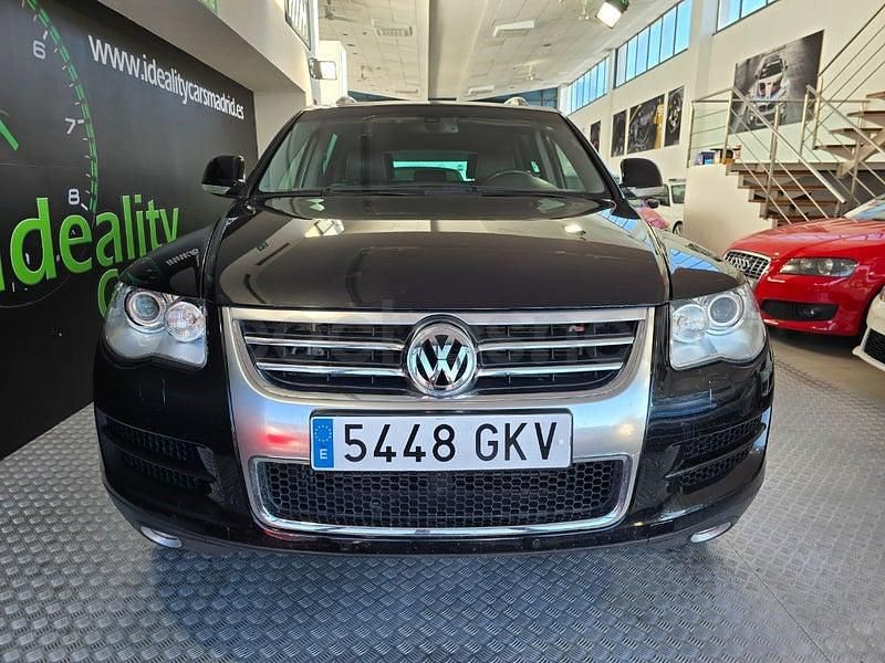 Usado VW Touareg Individual 240 CV (176 kW) 2008 Gris / plata SUV