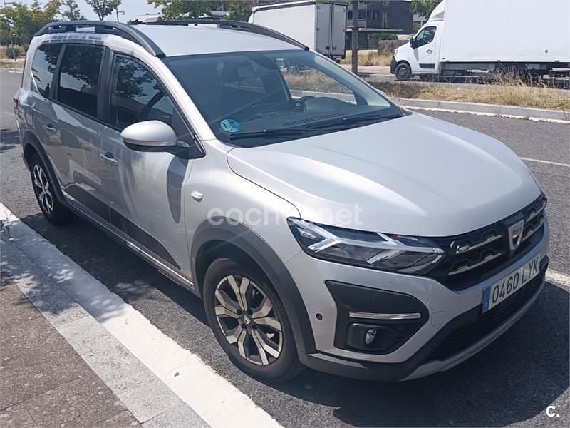 Gris / plata Usado 2022 Dacia Jogger Expression Familiar | 15.900 € (Buen precio) - Imagen 1/4