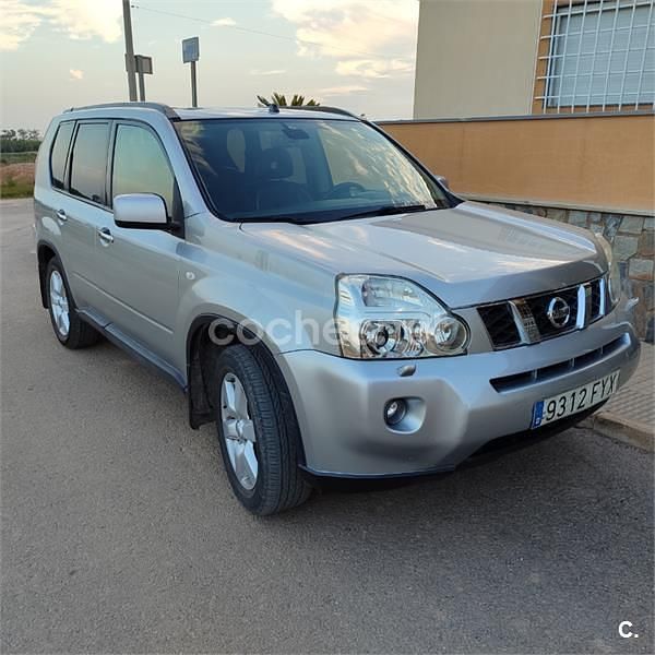 Gris / plata Usado 2007 Nissan X-Trail SE SUV | 8000 € - Imagen 1/4