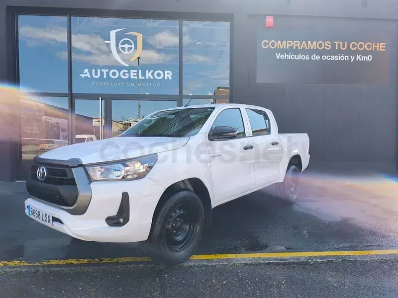 Usado Toyota HiLux 150 CV (110 kW) 2021 Blanco Pickup/Camioneta
