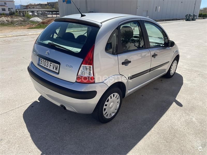 Usado Citroën C3 Furio 70 CV (51 kW) 2007 Gris / plata Berlina