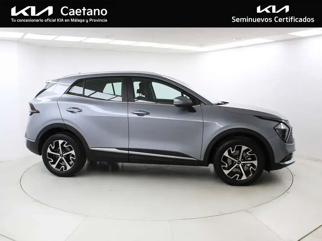 Usado Kia Sportage 232 CV (170 kW) 2022 Plateado SUV