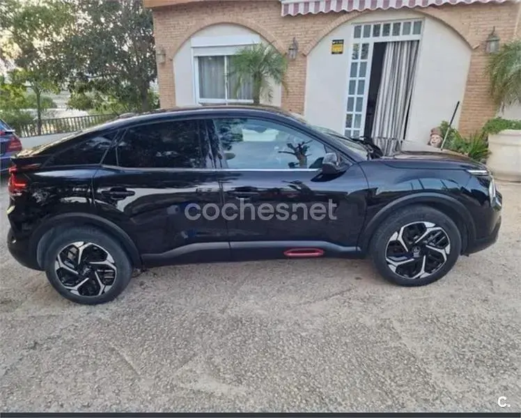 Usado Citroën C4 Feel 130 CV (95 kW) 2022 Negro Berlina