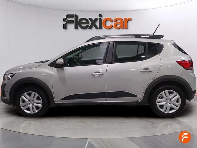 Usado Dacia Sandero Essentiel 91 CV (66 kW) 2024 Gris