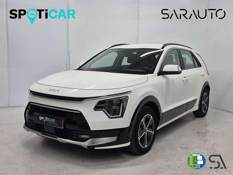 Blanco Usado 2024 Kia Niro SUV | 23.800 € (Precio justo) - Imagen 1/4