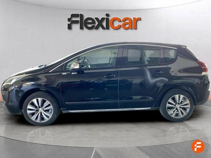 Usado Peugeot 3008 Allure 120 CV (88 kW) 2016 Negro SUV