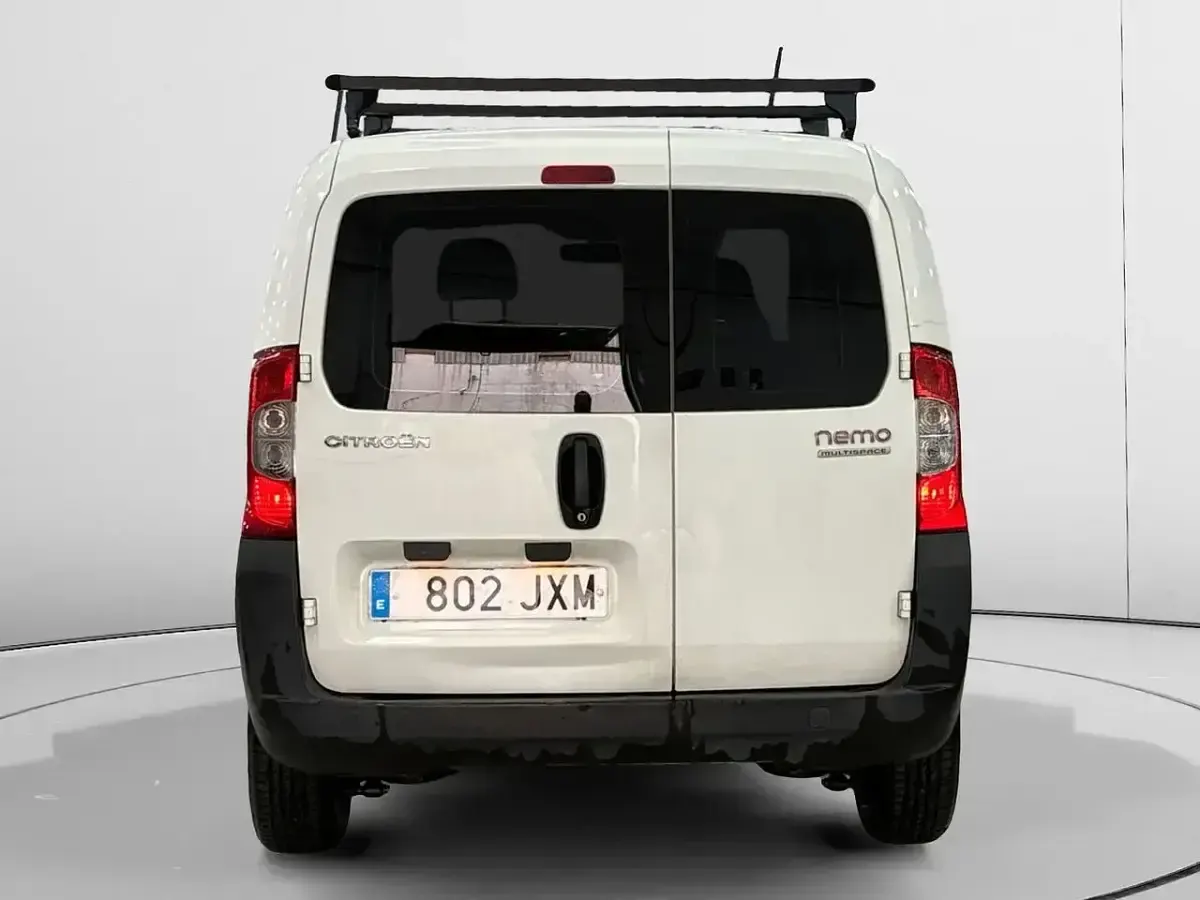 Usado Citroën Nemo Attraction 75 CV (55 kW) 2017 Blanco Monovolumen