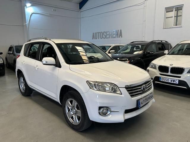 Usado 2012 Toyota RAV4 Lounge SUV | 11.900 € (Precio justo) - Imagen 1/4