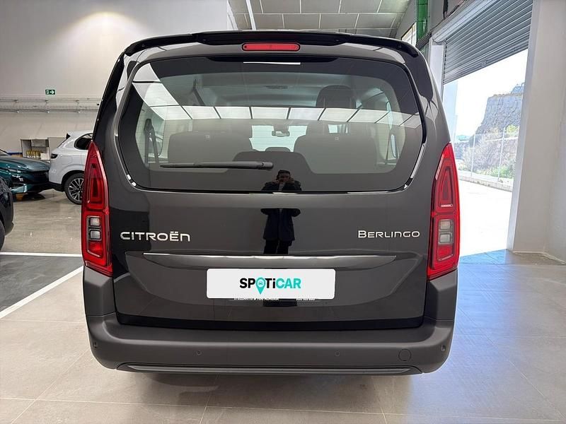 Usado Citroën Berlingo 130 CV (95 kW) 2025 Negro Monovolumen