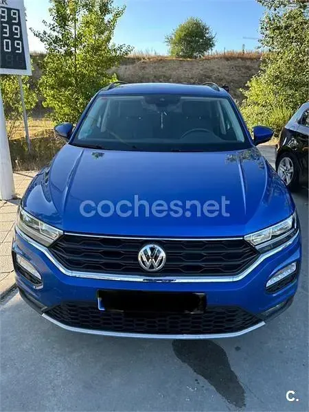 Usado VW T-Roc Advance 115 CV (84 kW) 2019 Azul SUV