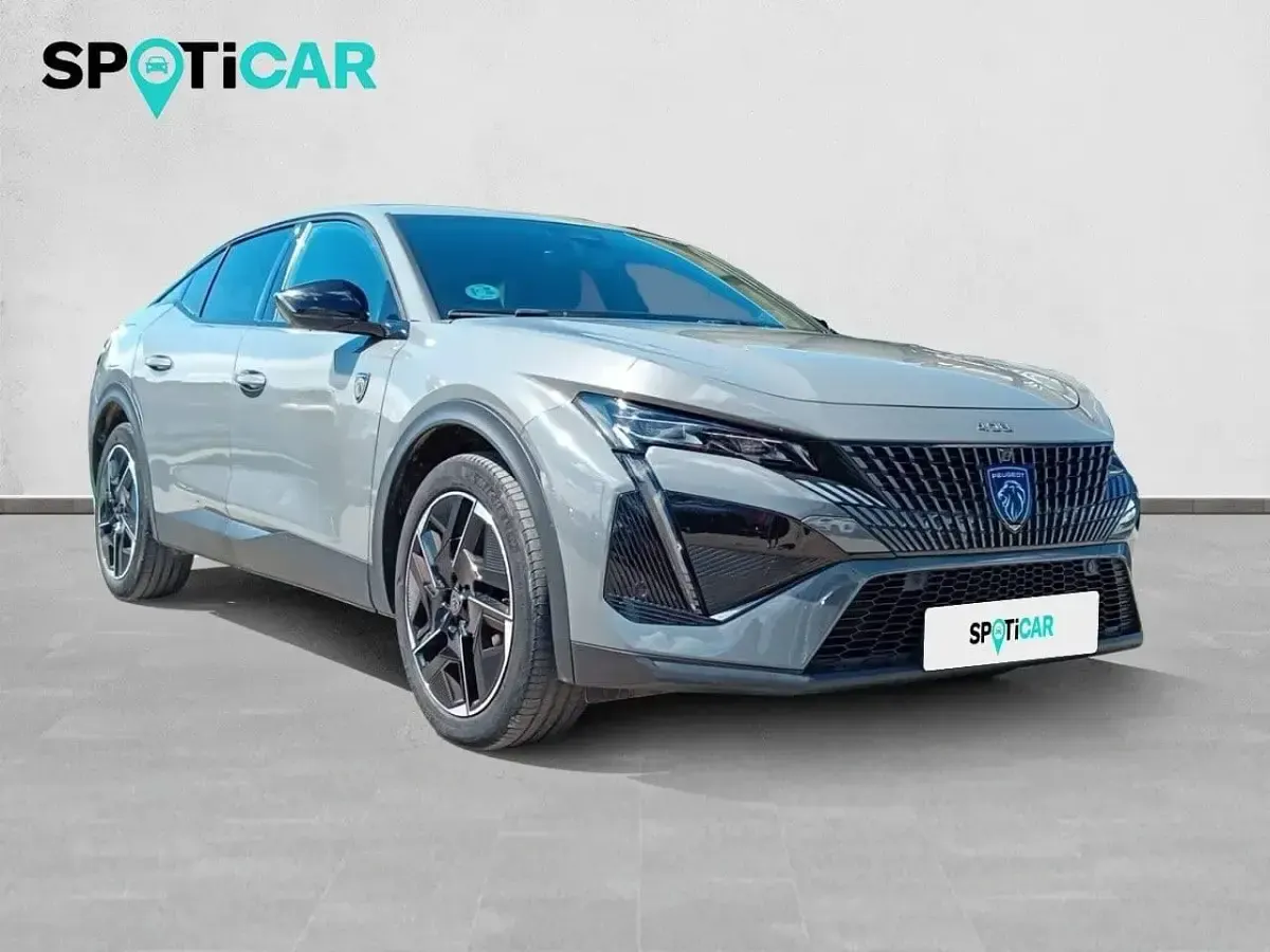 Usado Peugeot 408 GT 130 CV (95 kW) 2024 Gris SUV