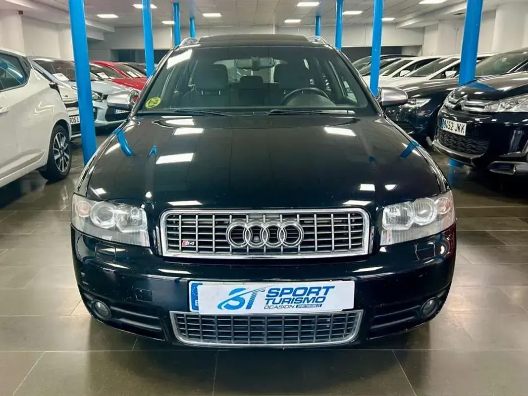 Usado Audi S4 344 CV (253 kW) 2004 Negro Berlina