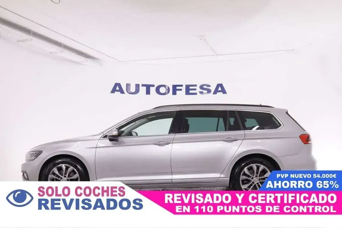Usado VW Passat Executive 150 CV (110 kW) 2020 Blanco Familiar