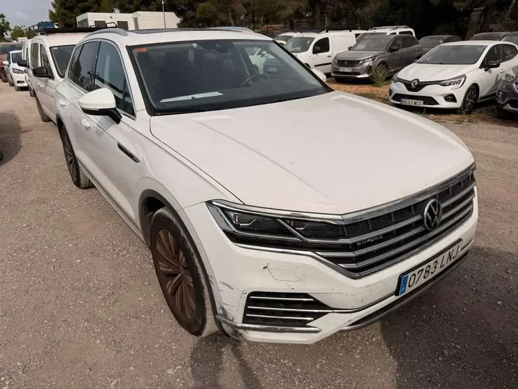 Usado VW Touareg Elegance 340 CV (250 kW) 2021 Blanco SUV