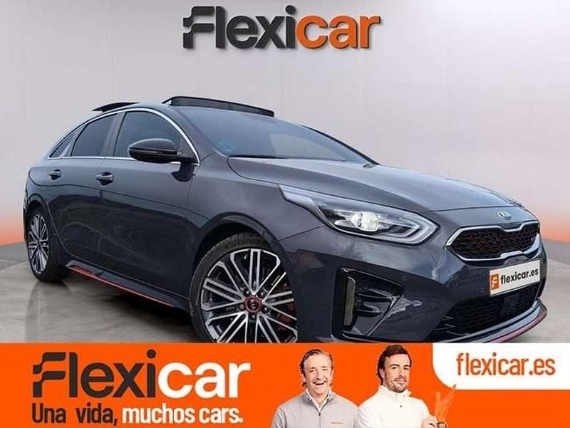 Gris Usado 2021 Kia ProCeed Utilitario | 24.990 € (Precio justo) - Imagen 1/4