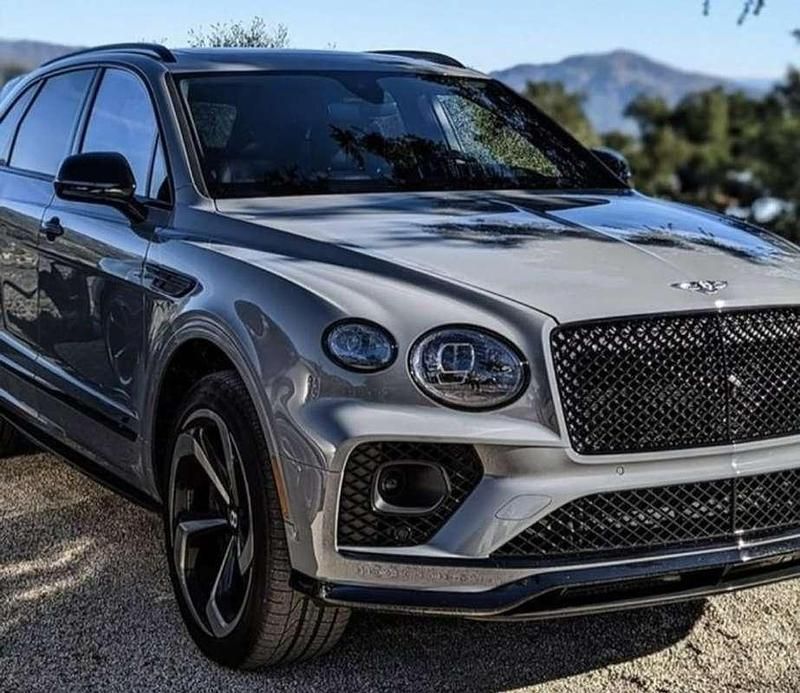Gris Nuevo 2025 Bentley Bentayga SUV | 341.900 € - Imagen 1/1