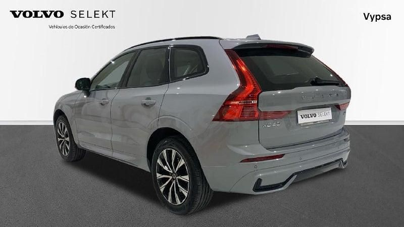 Usado Volvo XC60 Plus 197 CV (144 kW) 2023 Gris SUV