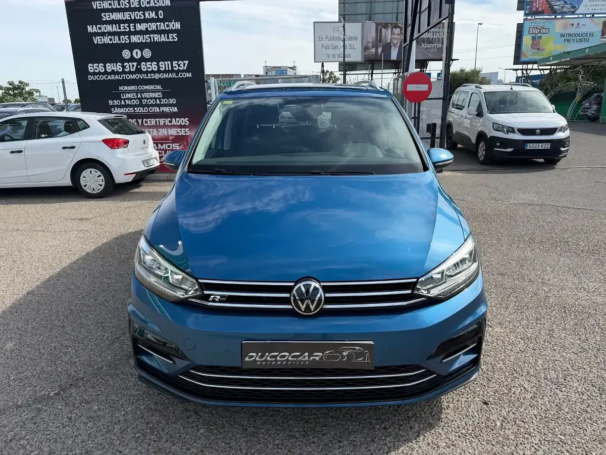 Usado VW Touran Sport 150 CV (110 kW) 2021 Azul Monovolumen