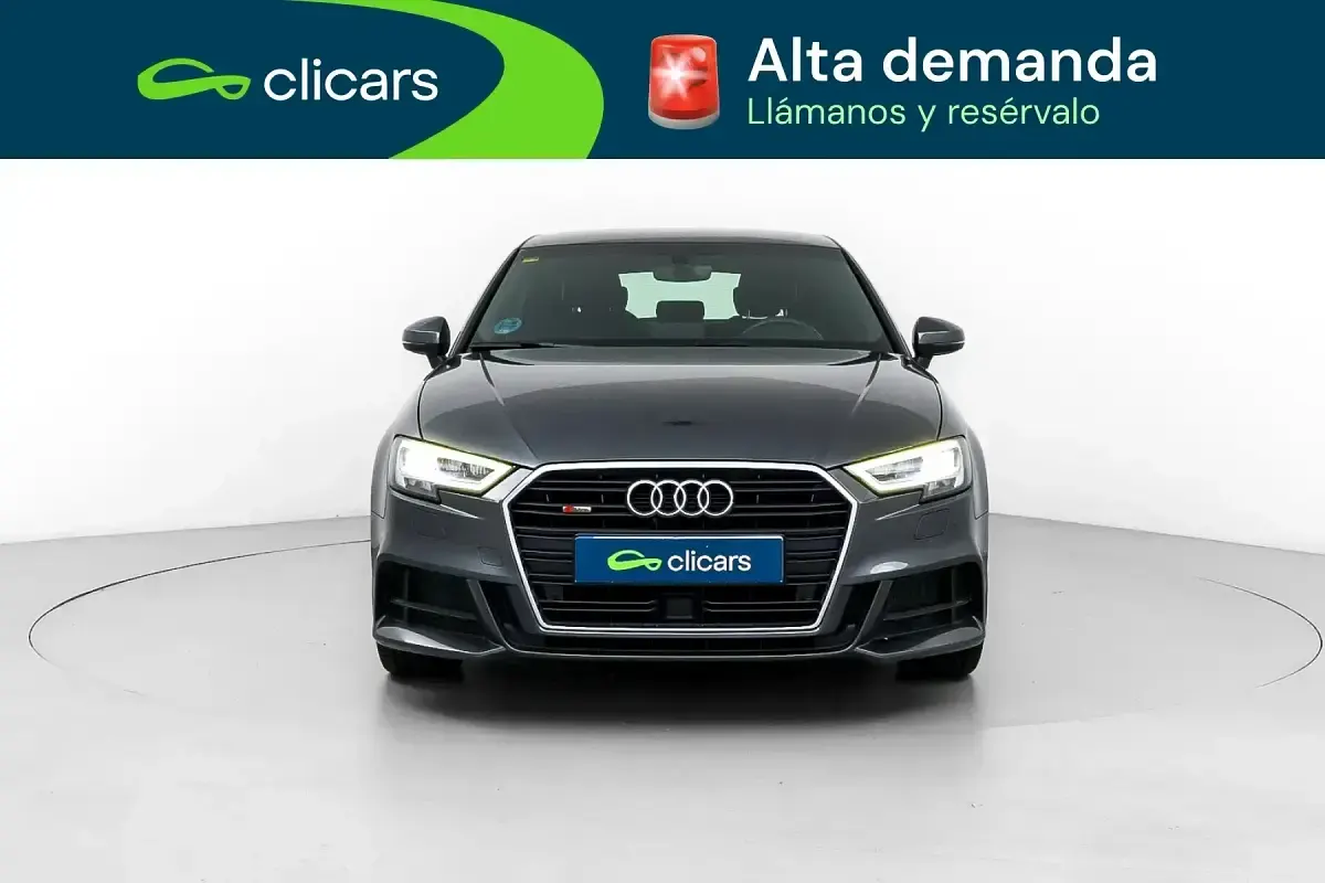 Usado Audi A3 S-Line 116 CV (85 kW) 2020 Gris / plata Berlina
