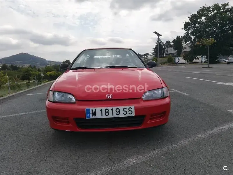 Usado Honda Civic 90 CV (66 kW) 1995 Rojo Berlina