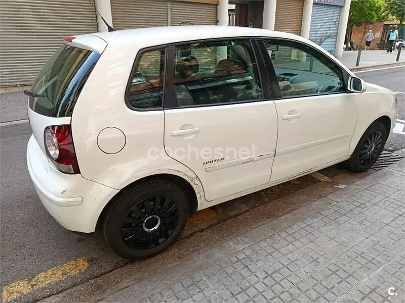 Usado VW Polo United 60 CV (44 kW) 2009 Blanco Utilitario