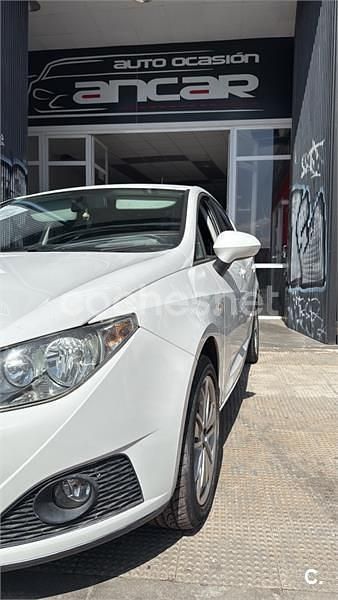 Usado Seat Ibiza Reference 90 CV (66 kW) 2009 Blanco Berlina