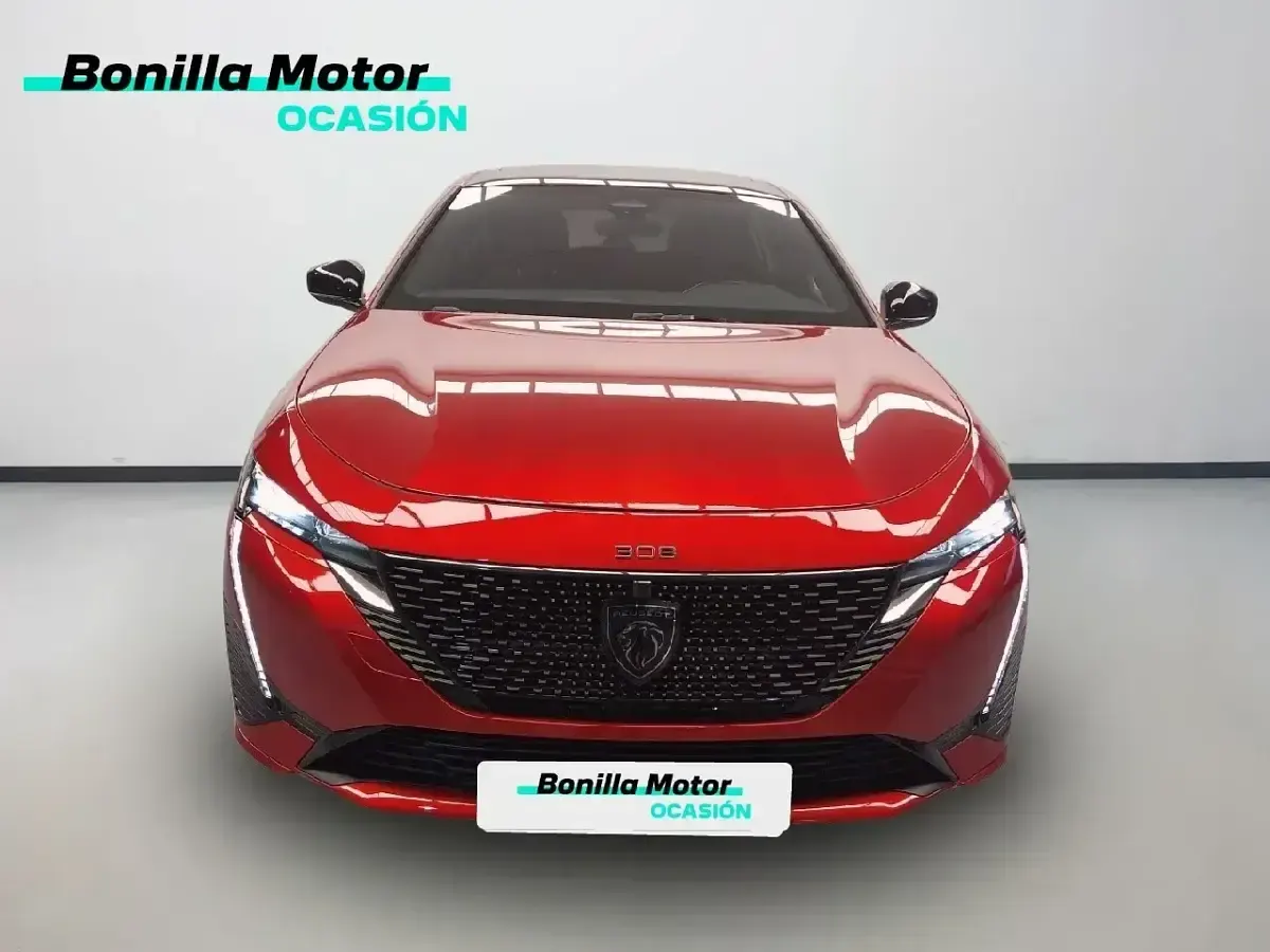 Usado Peugeot 308 GT 130 CV (95 kW) 2022 Rojo Berlina