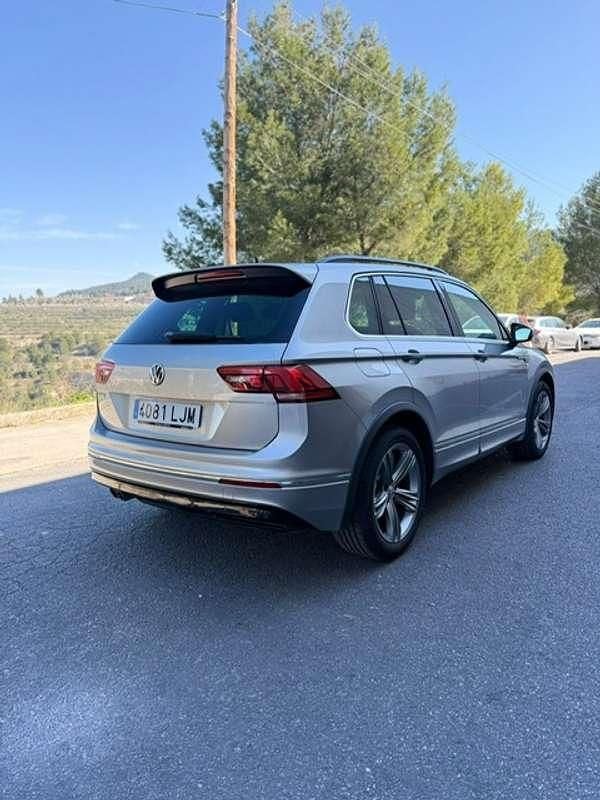 Usado VW Tiguan R-line 150 HP (110 kW) 2020 Bege SUV