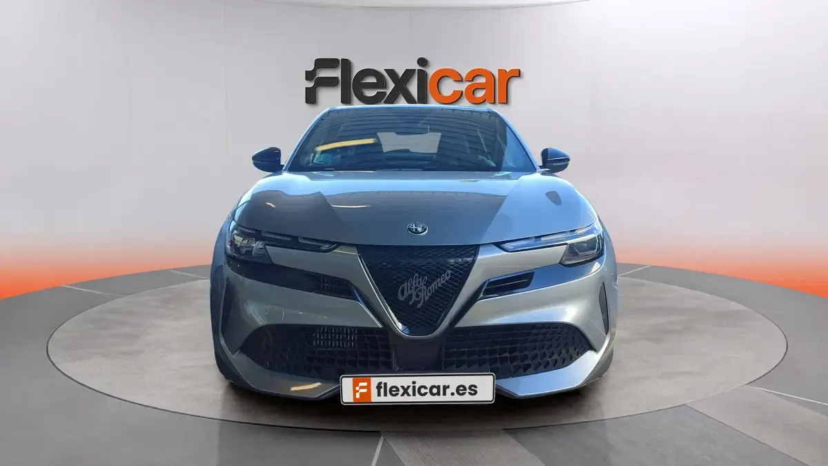 Usado Alfa Romeo GT Junior 136 CV (100 kW) 2025 Gris SUV