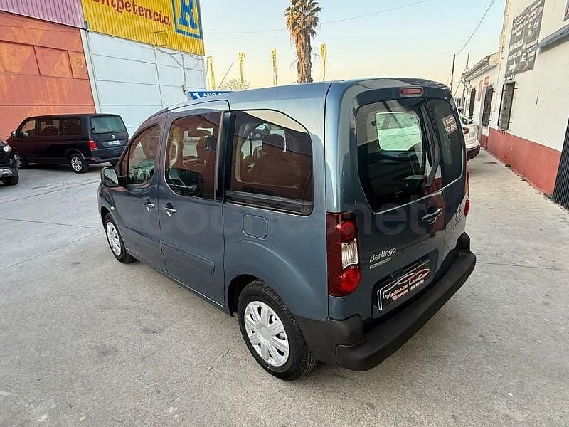 Usado Citroën Berlingo Feel 100 CV (73 kW) 2018 Azul Monovolumen