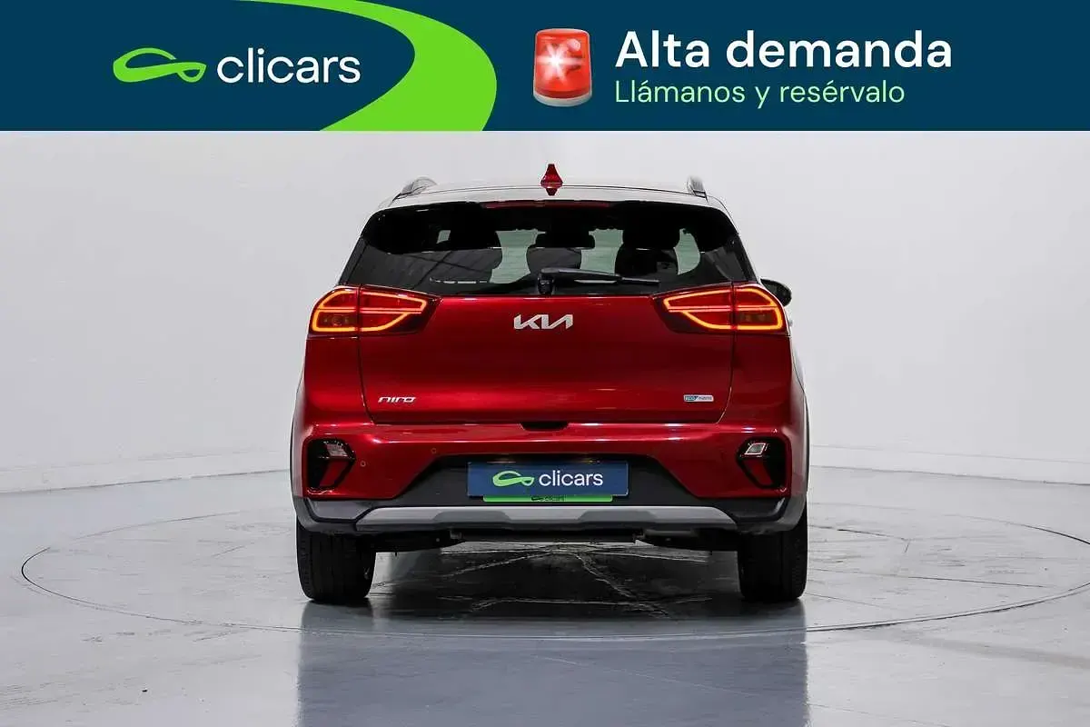 Usado Kia Niro 105 CV (77 kW) 2022 Rojo SUV