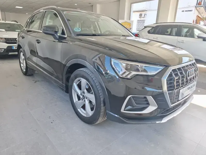Usado Audi Q3 Advanced 200 CV (147 kW) 2021 Negro SUV