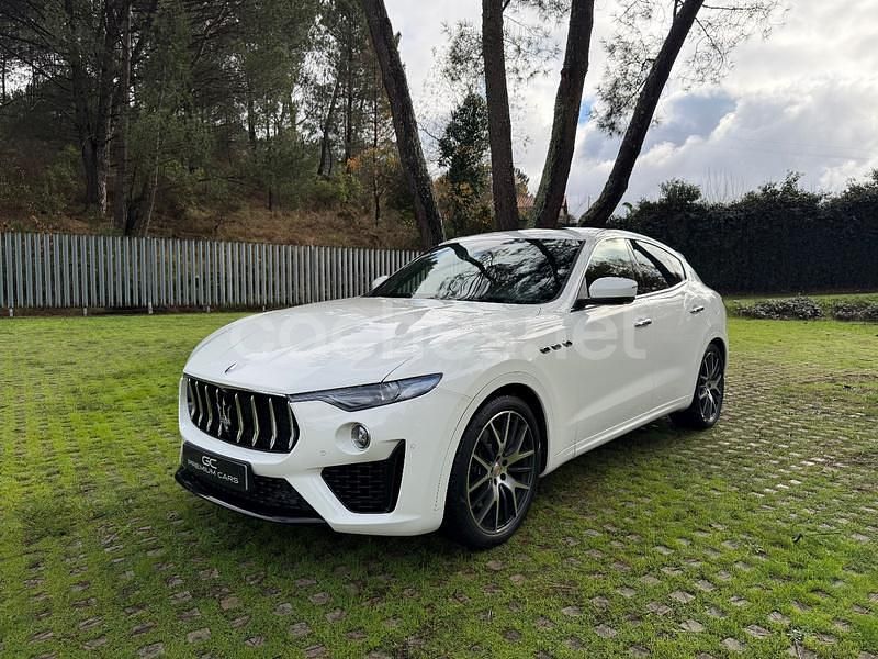 Usado Maserati Levante GranLusso 430 CV (316 kW) 2018 Blanco SUV