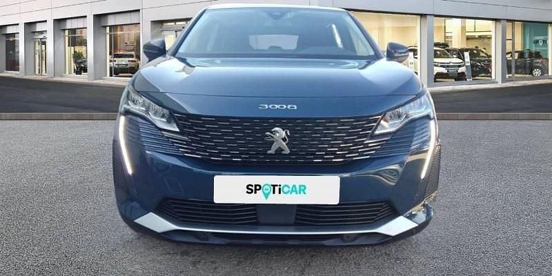 Usado Peugeot 3008 Style 131 CV (96 kW) 2022 Azul SUV