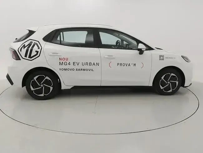 Nuevo MG MG4 EV Comfort 110 kW (150 CV) 2026 Blanco Utilitario