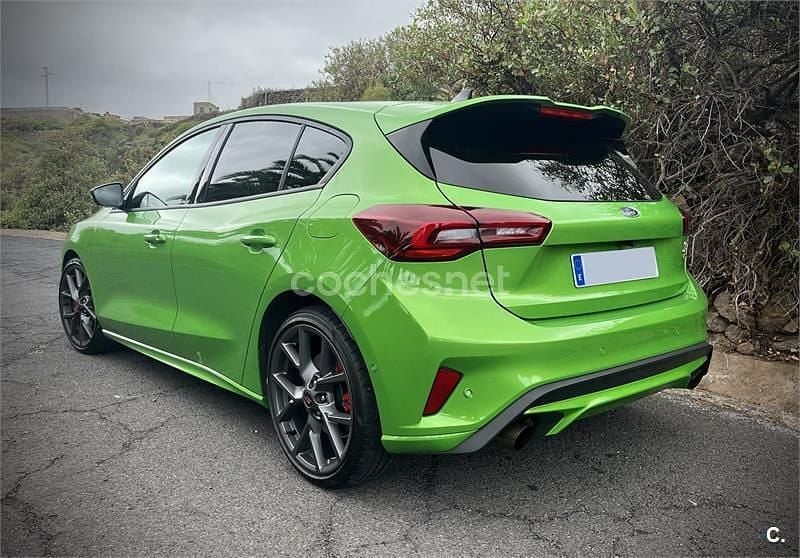 Usado Ford Focus ST 280 CV (205 kW) 2025 Verde Berlina