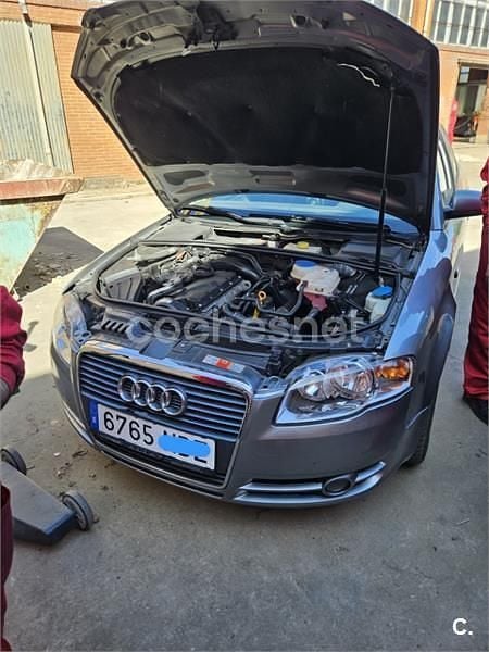Usado Audi A4 115 CV (84 kW) 2006 Azul Berlina