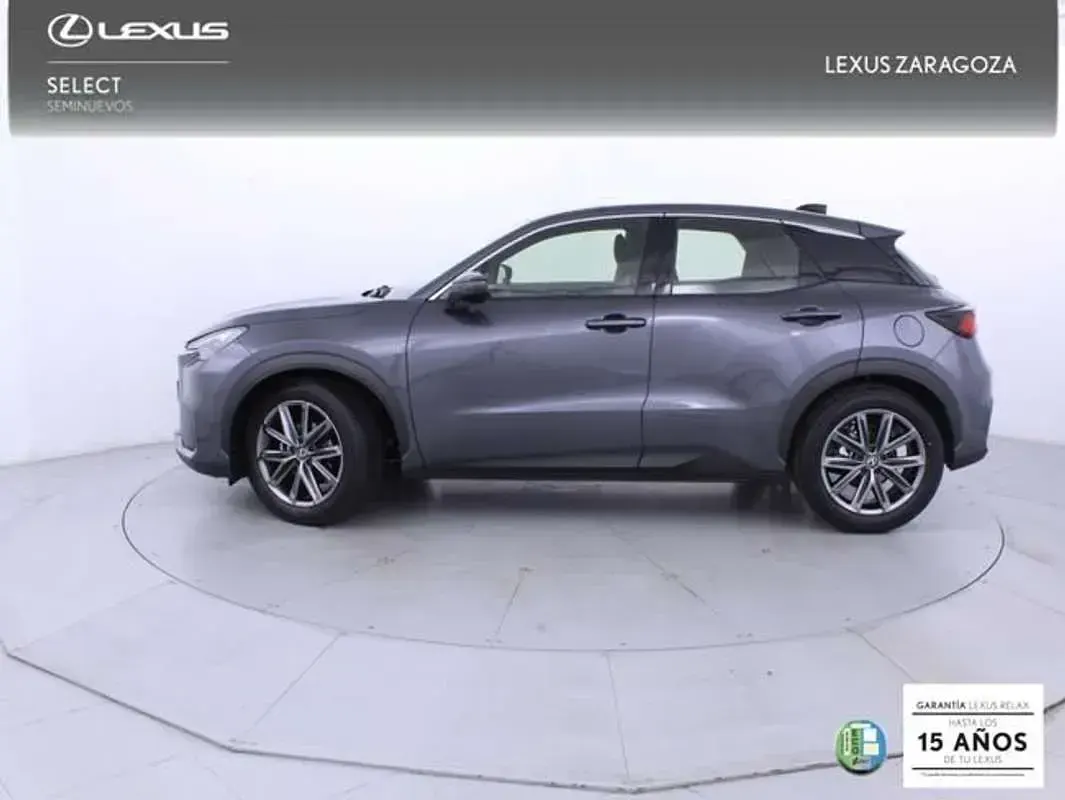 Nuevo Lexus LBX 136 CV (100 kW) 2026 Gris SUV