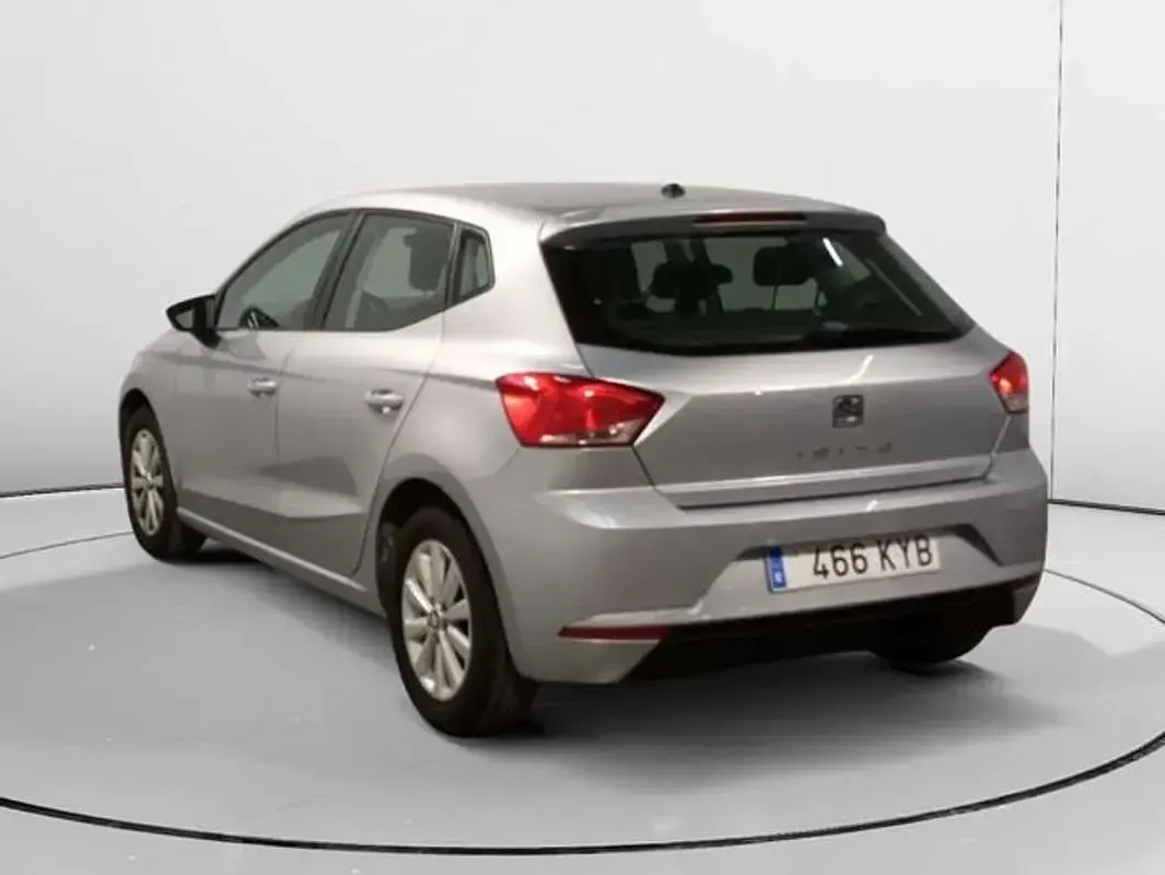 Begagnad Seat Ibiza Style Plus 80 HK (58 kW) 2019 Grå Halvkombi
