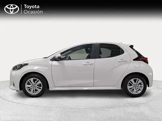 Usado Toyota Yaris Edition 125 CV (91 kW) 2023 Blanco Utilitario