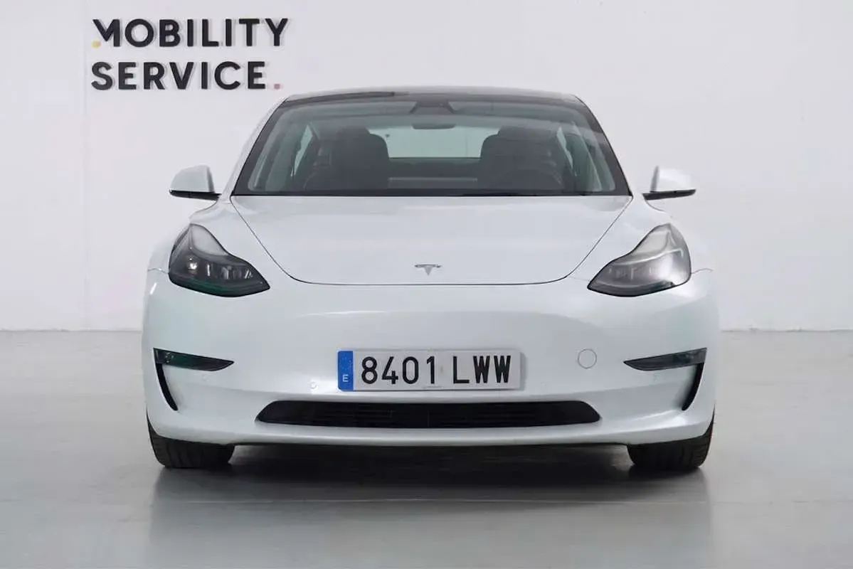Usado Tesla Model 3 366 kW (498 CV) 2022 Blanco Berlina