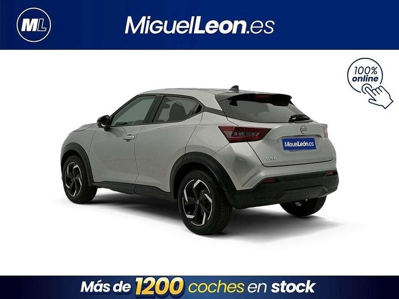 Usado Nissan Juke N-Connecta 116 CV (85 kW) 2023 Gris SUV