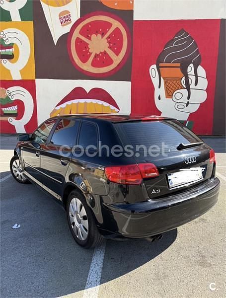 Usado Audi A3 Ambition 125 CV (91 kW) 2008 Negro Utilitario