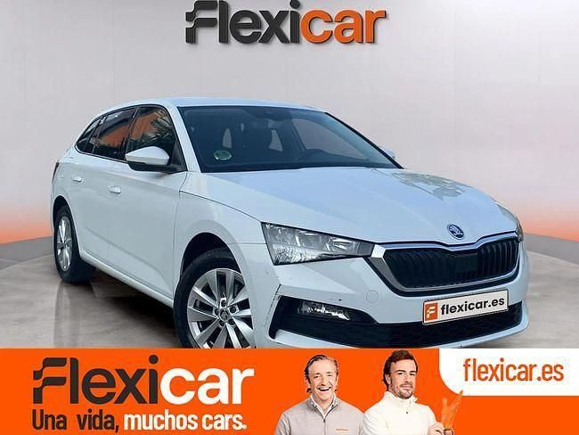 Blanco Usado 2023 Skoda Scala Ambition Utilitario | 16.990 € (Un poco caro) - Imagen 1/4